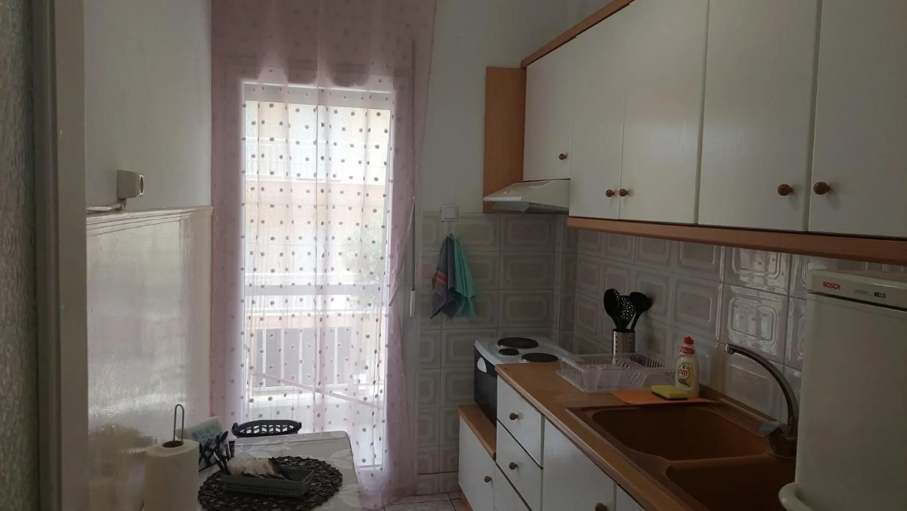 Makis Apartments Flogita